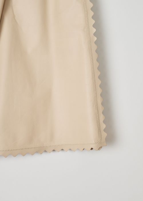 ChloÃ© Beige leather skirt with scalloped edges 