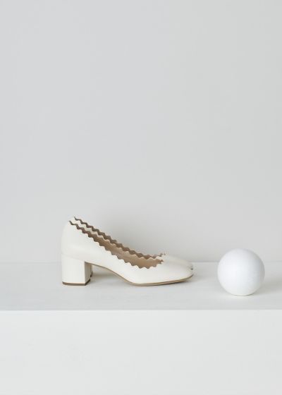 Chloé Scalloped Lauren pumps in Cloudy White photo 2
