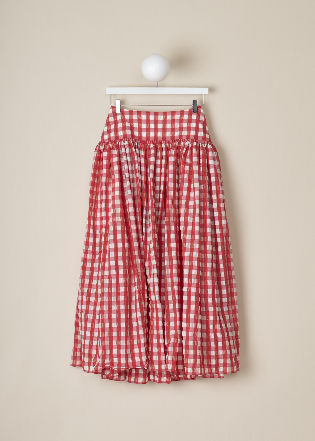 ALAÏA, RED GINGHAM MAXI SKIRT, AA9J04644T577, Red, White, Print, Front, This high-waisted red gingham maxi skirt hugs the waist and flares out to a voluminous maxi skirt. The skirt has concealed slanted pockets. In the back, a concealed centre zip functions as the closure option. 

