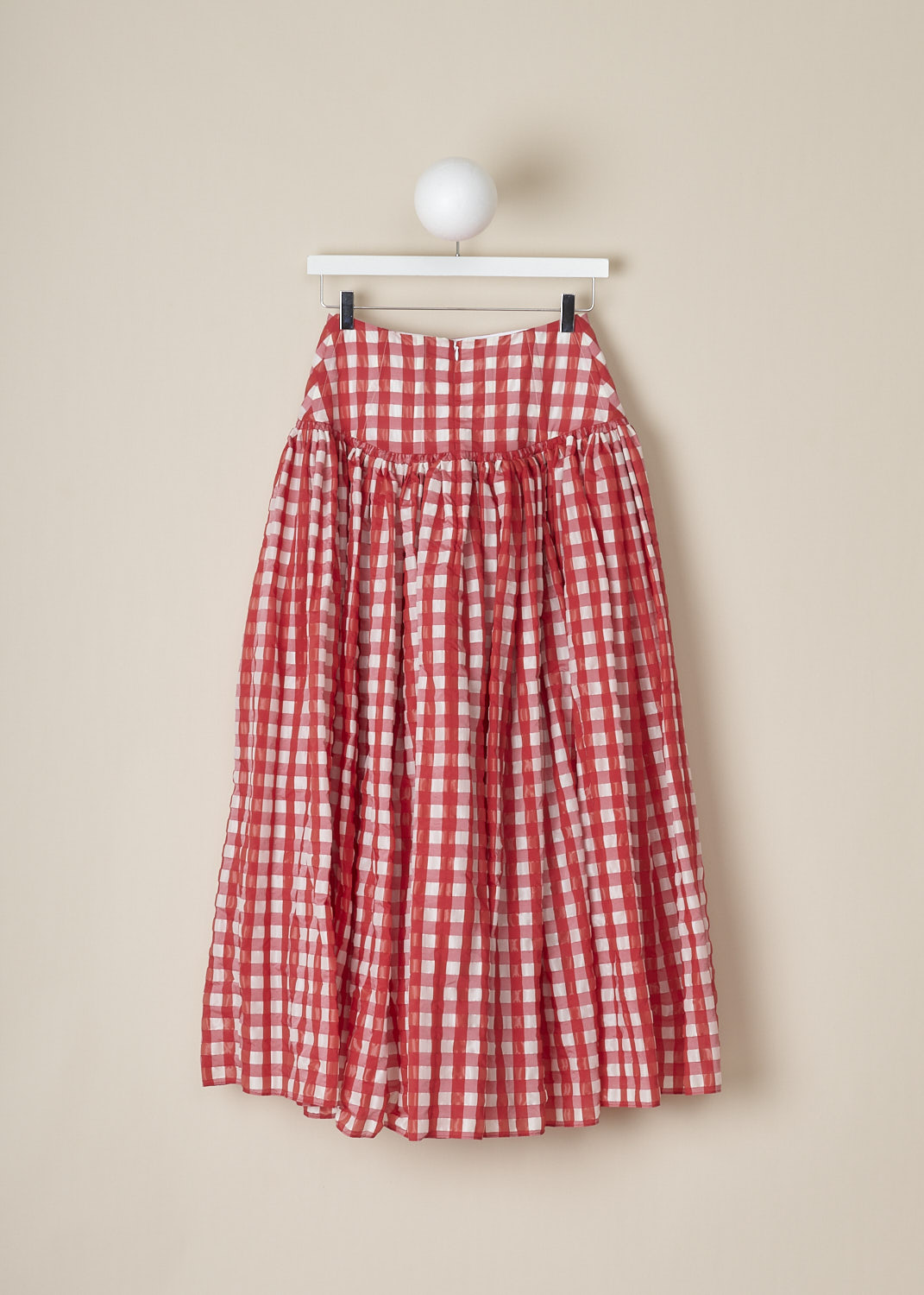 ALAÏA, RED GINGHAM MAXI SKIRT, AA9J04644T577, Red, White, Print, Back, This high-waisted red gingham maxi skirt hugs the waist and flares out to a voluminous maxi skirt. The skirt has concealed slanted pockets. In the back, a concealed centre zip functions as the closure option. 

