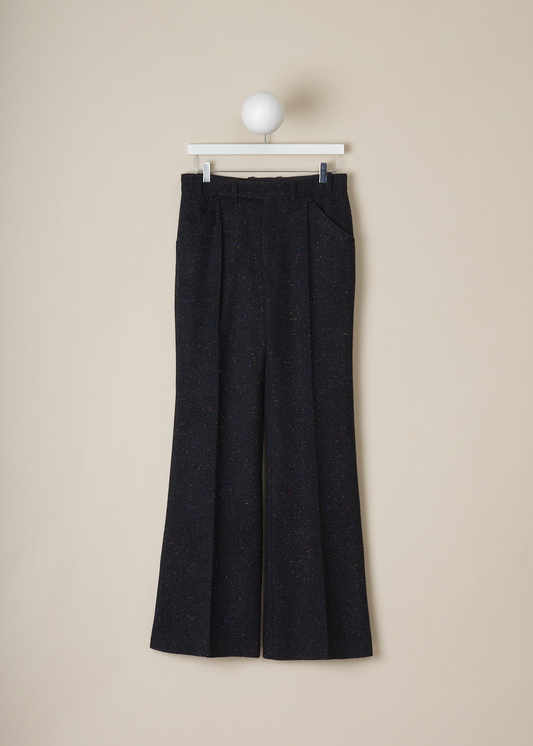 CHLOÃ‰, HIGH-WAISTED SPECKLED PANTS, CHC22APA141654D2_ANTHRACITE_BLUE, Blue, Grey, Print, Front, This high-waisted pants have an anthracite blue base color with multicolored speckles throughout. These pants have a narrow waistband with belt loops and a concealed zip closure. These pants have slanted pocket sin the front and welt pockets in the back. The flared pant legs have centre creases along the front and back. 
