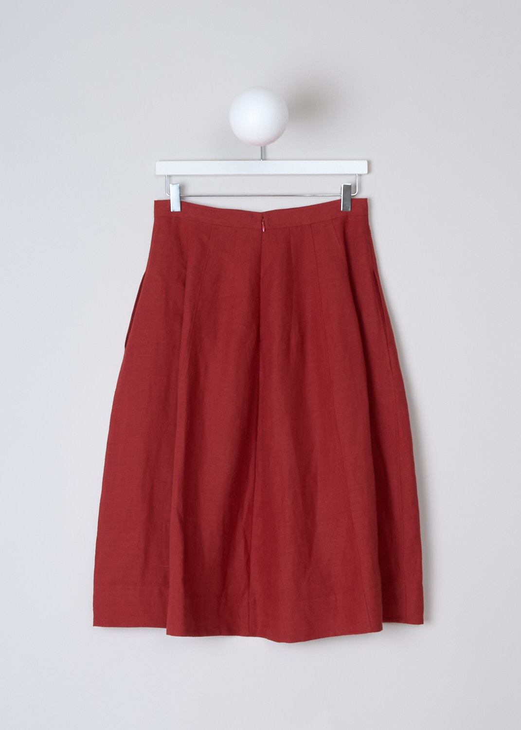 CHLOÉ, LINEN A-LINE SKIRT IN PEPPERY RED, CHC23UJU08030649_PEPPERY_RED, Red, Back, This Peppery Red linen midi skirt has a wide A-line silhouette. The skirt has a narrow waistband. Concealed slanted pockets can be found in the side seam. In the back, a concealed centre zip functions as the closure. The skirt has a straight hemline. 
