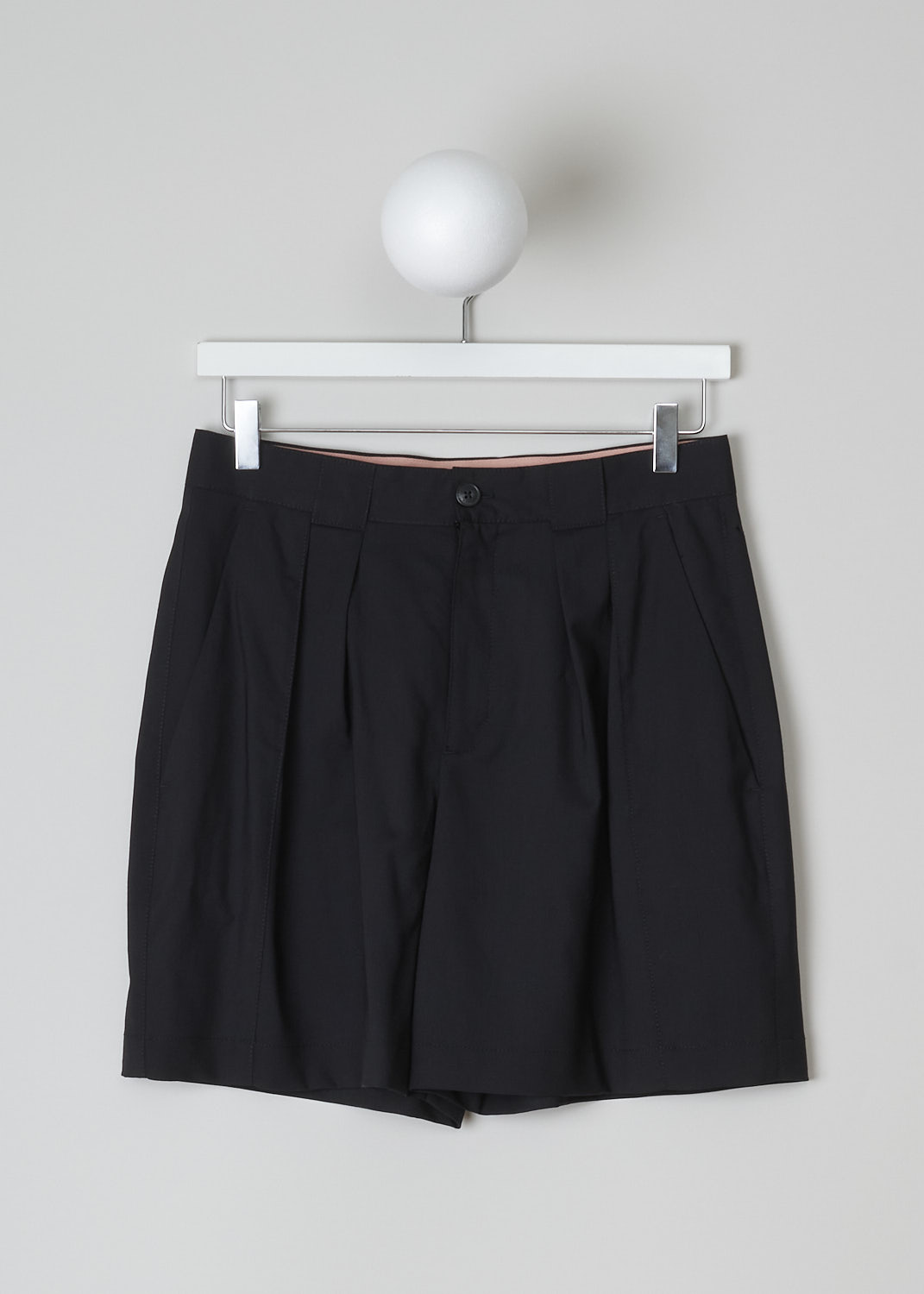 CLOSED, BLACK WOOL SHORTS, JOON_C92051_35H_22_100, Black, Front, These high-waisted black wool shorts have a waistband with belt loops and a button and zipper closure. Subtle knife pleats decorate the front. These shorts have slanted pockets in the front and a single buttoned patch pocket in the back.   
