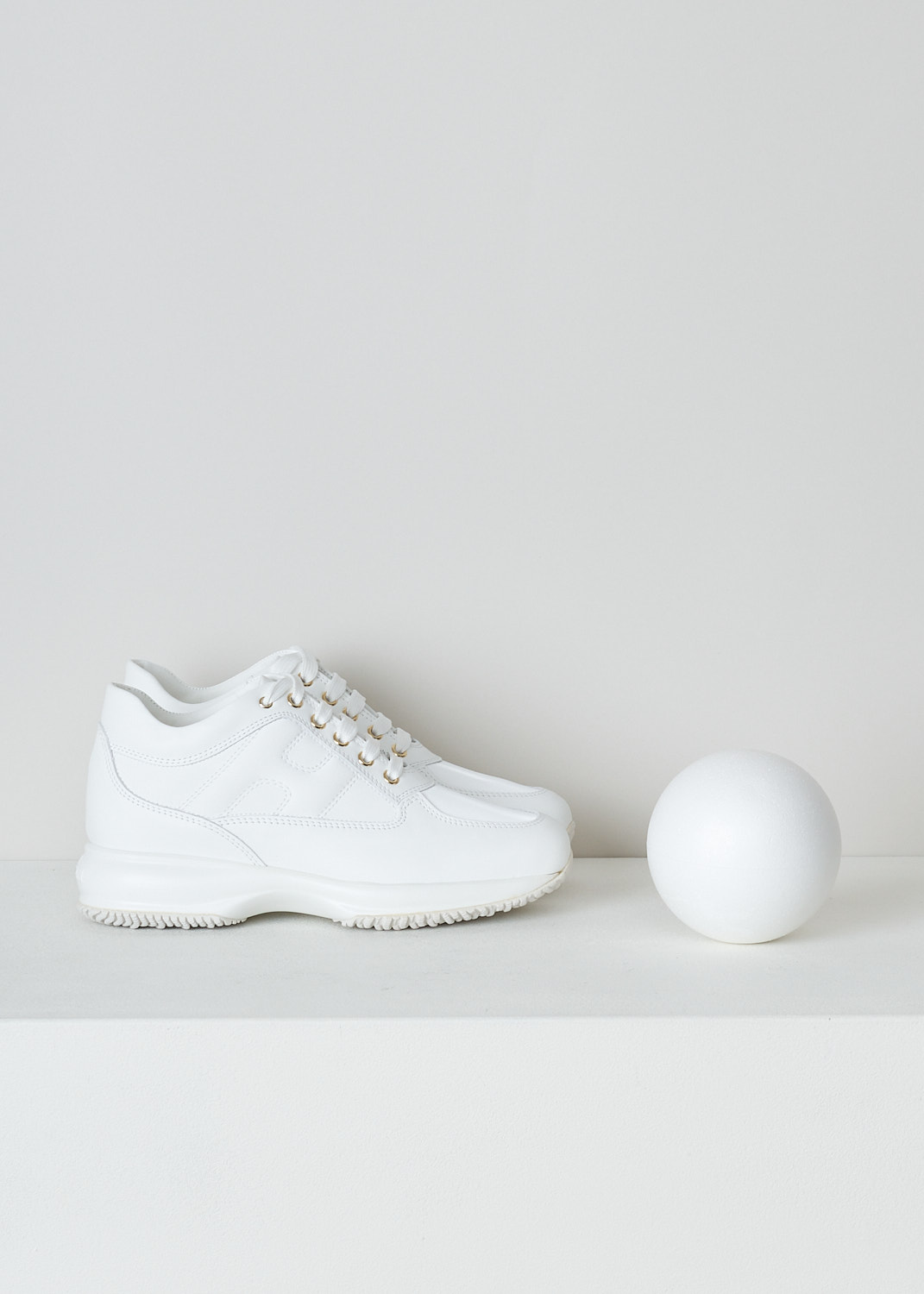 HOGAN, ALL-WHITE INTERACTIVE DONNA SNEAKERS, HXW00N00E10MYYB001_MYY, White, Side, These white leather sneakers feature front lace-up fastening with white laces. These sneakers have a almond shaped toe and a white rubber sole. On the sides, the sneakers have the brand's H logo incorporated in the design.  
