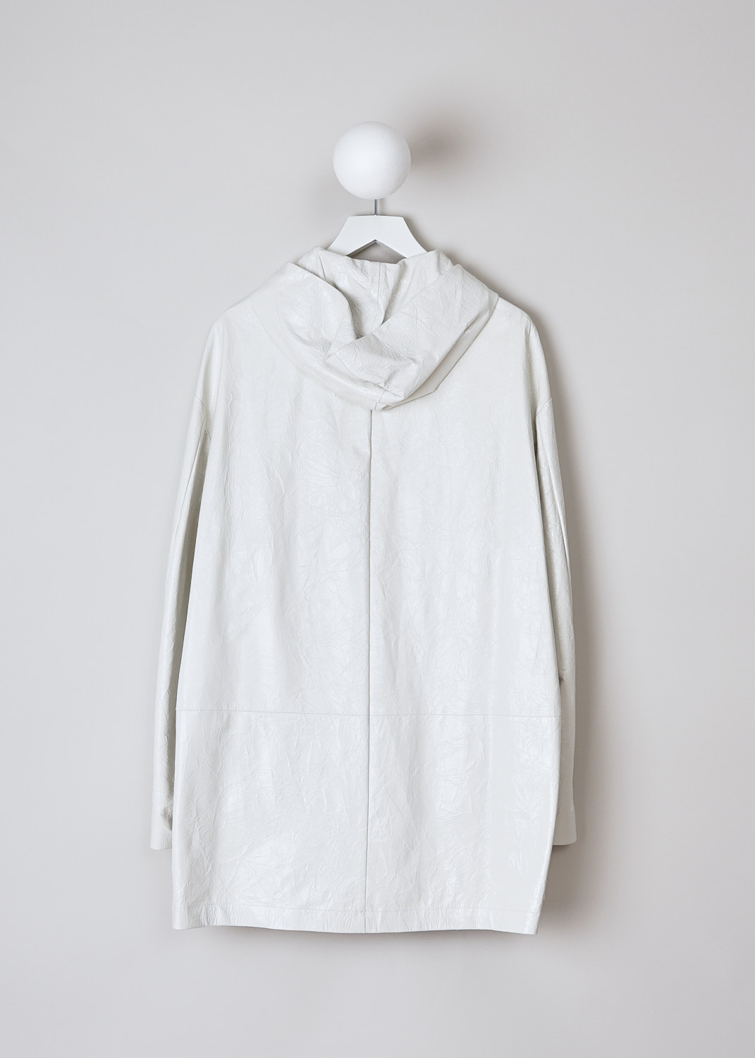 JIL SANDER, WHITE CRACKLED LEATHER COAT WITH HOOD, JSPN654170_WNL00080_105, White, Back, This hooded coat is made of a off-white crackled leather. The coat has a front button closure with brown buttons. On the front, the coat has two flap patch pockets. The coat has a straight hemline.  
