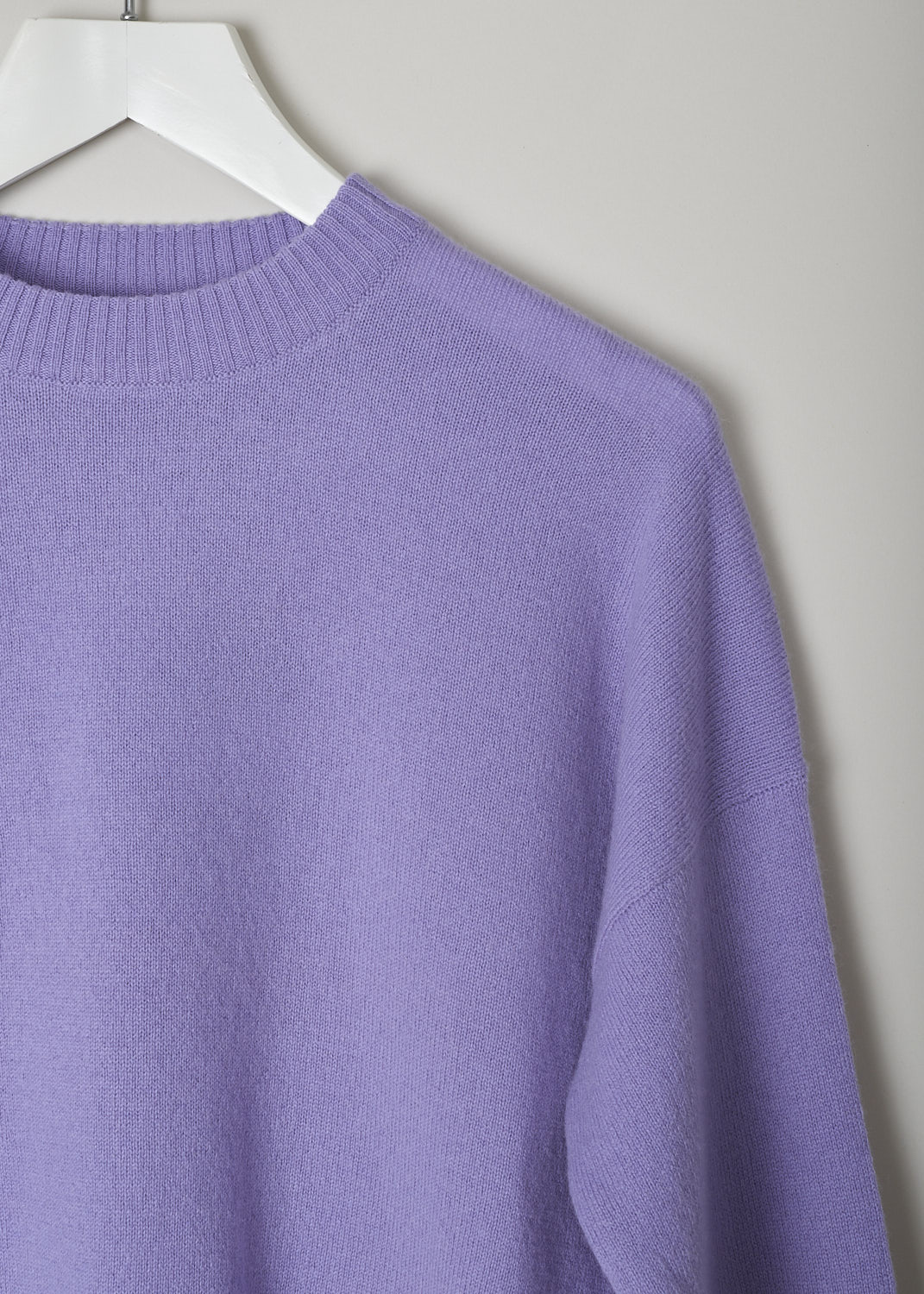 PRINGLE OF SCOTLAND, LAVENDER CASHMERE SWEATER, PWF819_2624_LAVENDER, Purple, Detail, This lavender cashmere sweater had a ribbed round neckline. The cuffs and hemline have that same ribbed finish.  
