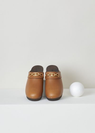 celine, Les bois cognac coloured clogs, 336623363C_04LU, brown, top, Cognac coloured clogs featuring a round toe vamp which is decorated with this brands signature Maillon Triomphe metal chain. Another lovely little detail about these clogs are the hand painted basswood soles. 
