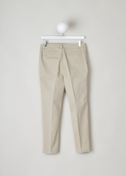 Closed, Beige flat front chino, jack_C91012_30G_17_249, beige, back, This beige flat front chino is one of those must have basics that goes well anything you throw on it. Featuring a regular length, two forward slanted pockets on the front and two welt pockets on the back.