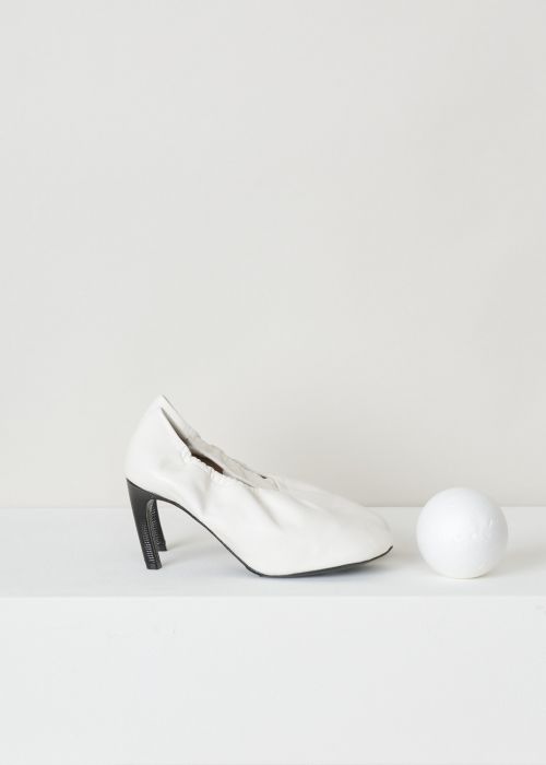 Dries van Noten Off-white pump with an elastic fold-over vamp photo 2