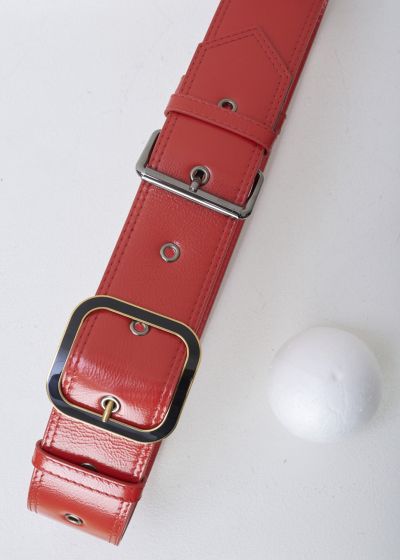 Marni Broad red belt with a double buckle detail