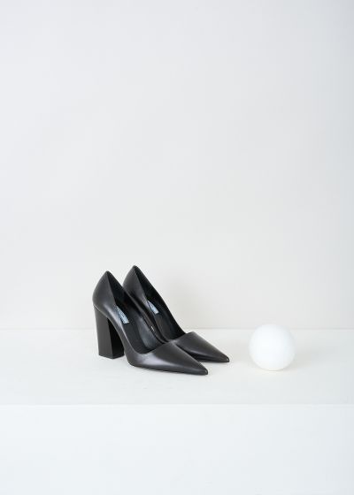 Prada Black leather pumps with block heel