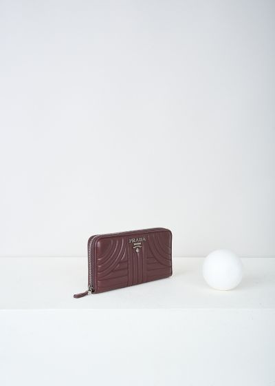 Prada Bordeaux red wallet with quilted pattern