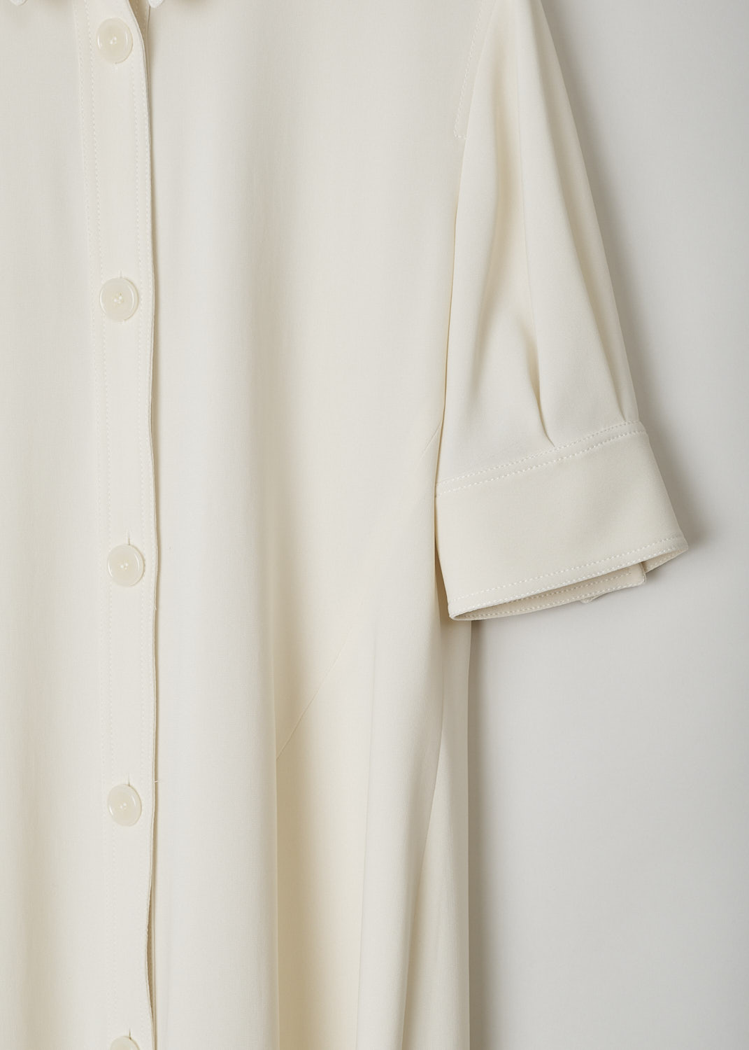 ASPESI, OFF-WHITE MIDI SHIRT DRESS, 2901_2088_10073, White, Beige, Detail, This off-white midi shirt dress has a classic collar and a front button closure. The dress has short pleated sleeves with buttoned cuffs. The dress has a straight hemline. In the back, the dress has a centre seam. 
