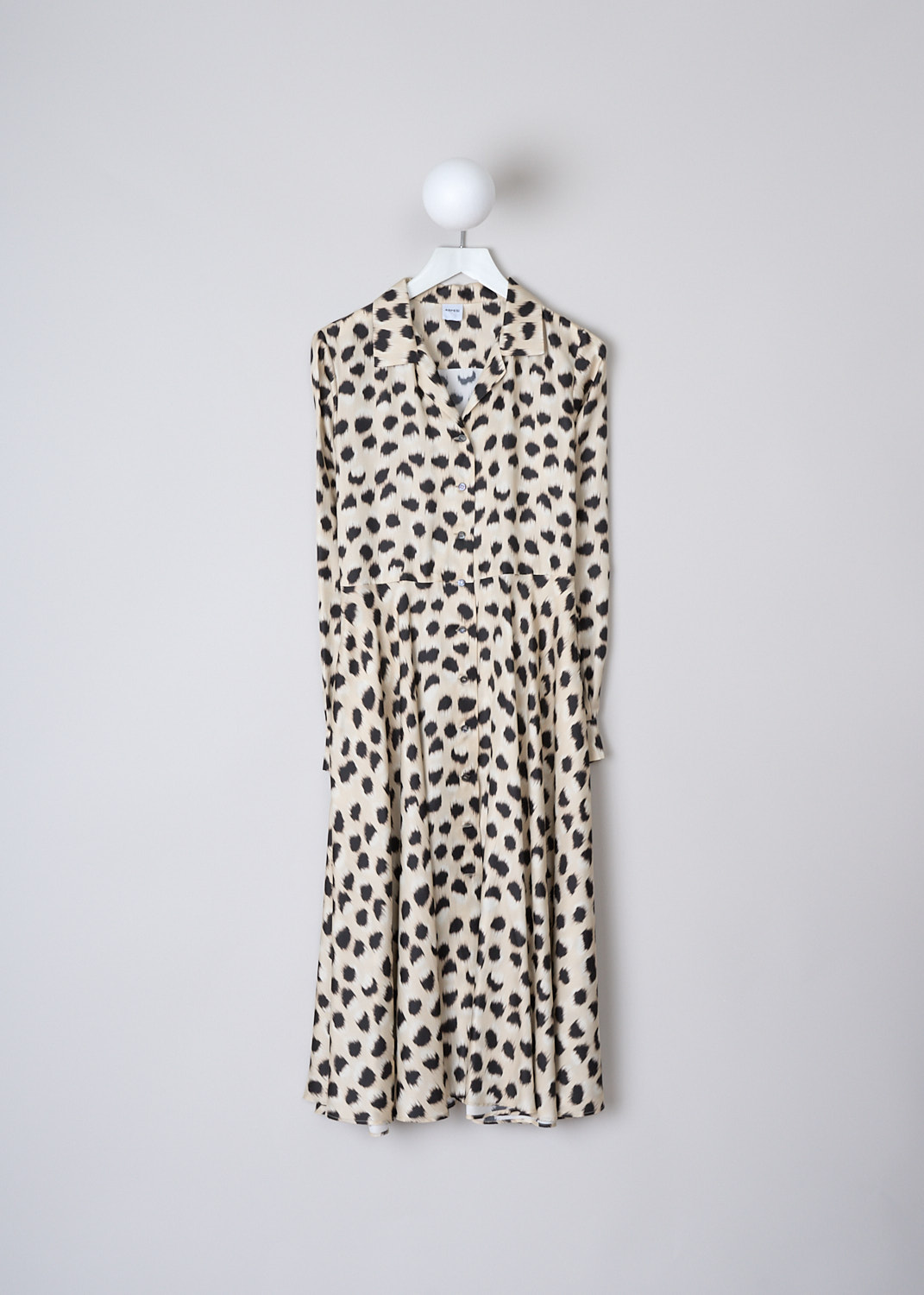 ASPESI, LONG SLEEVE MIDI DRESS WITH FADED ANIMAL PRINT, 2990_V592_60113, Beige, Print, Black, Front, This beige midi shirt dress with faded animal print has a cutaway-collar with a V-neckline and a front button closure. The long sleeves have buttoned cuffs. Slanted pockets are concealed in the side seams. The dress has a more fitted bodice with a flared skirt.
