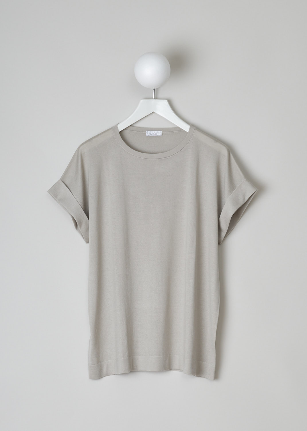 BRUNELLO CUCINELLI, GREY CASHMERE T-SHIRT, M13805900_C2428, Beige, Grey, Front, This pebble grey cashmere top has a round neckline and short folded sleeves. The top has a straight hemline. 
