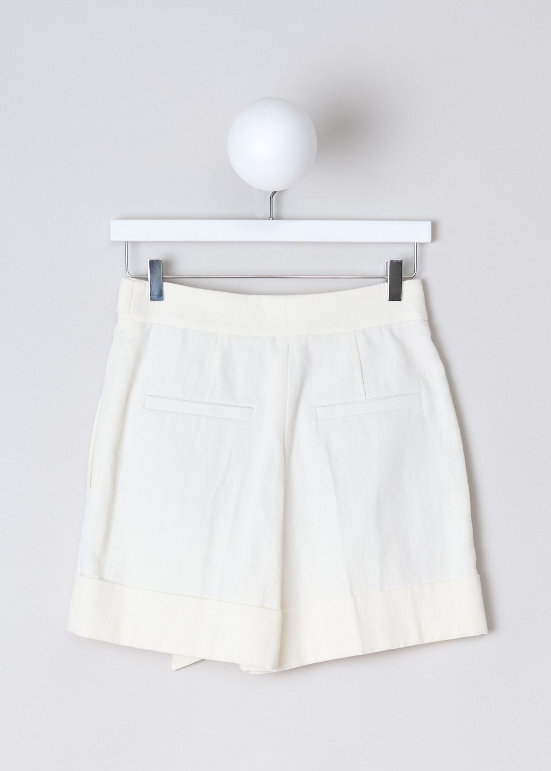 BRUNELLO CUCINELLI, OFF-WHITE SHORTS WITH BUILT-IN MONILI BELT, MH175P7234_C5634, White, Back, These off-white shorts have a waistband with a build-in belt with a monili decorated D-ring. A concealed button and zip function as the closure. These shorts have slanted pockets in the front and welt pockets in the back. These shorts have a broad fold hem.
