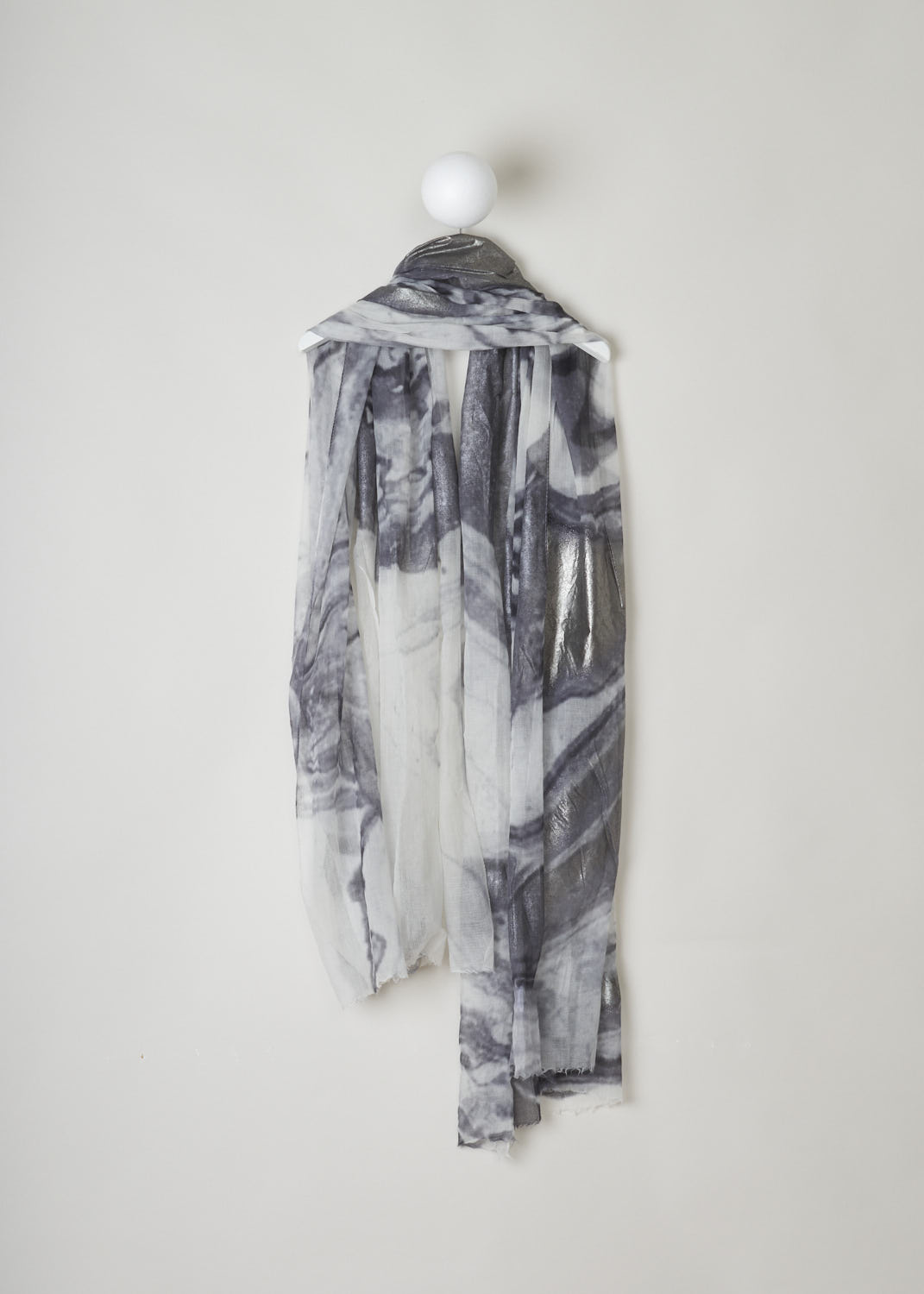 BRUNELLO CUCINELLI, SHAWL IN GREY WITH METALLIC DETAIL, MSCDAG055_CV477, Grey, Back, Beautiful scarf in grey tones with metallic details. The scarf has a raw hem. 
