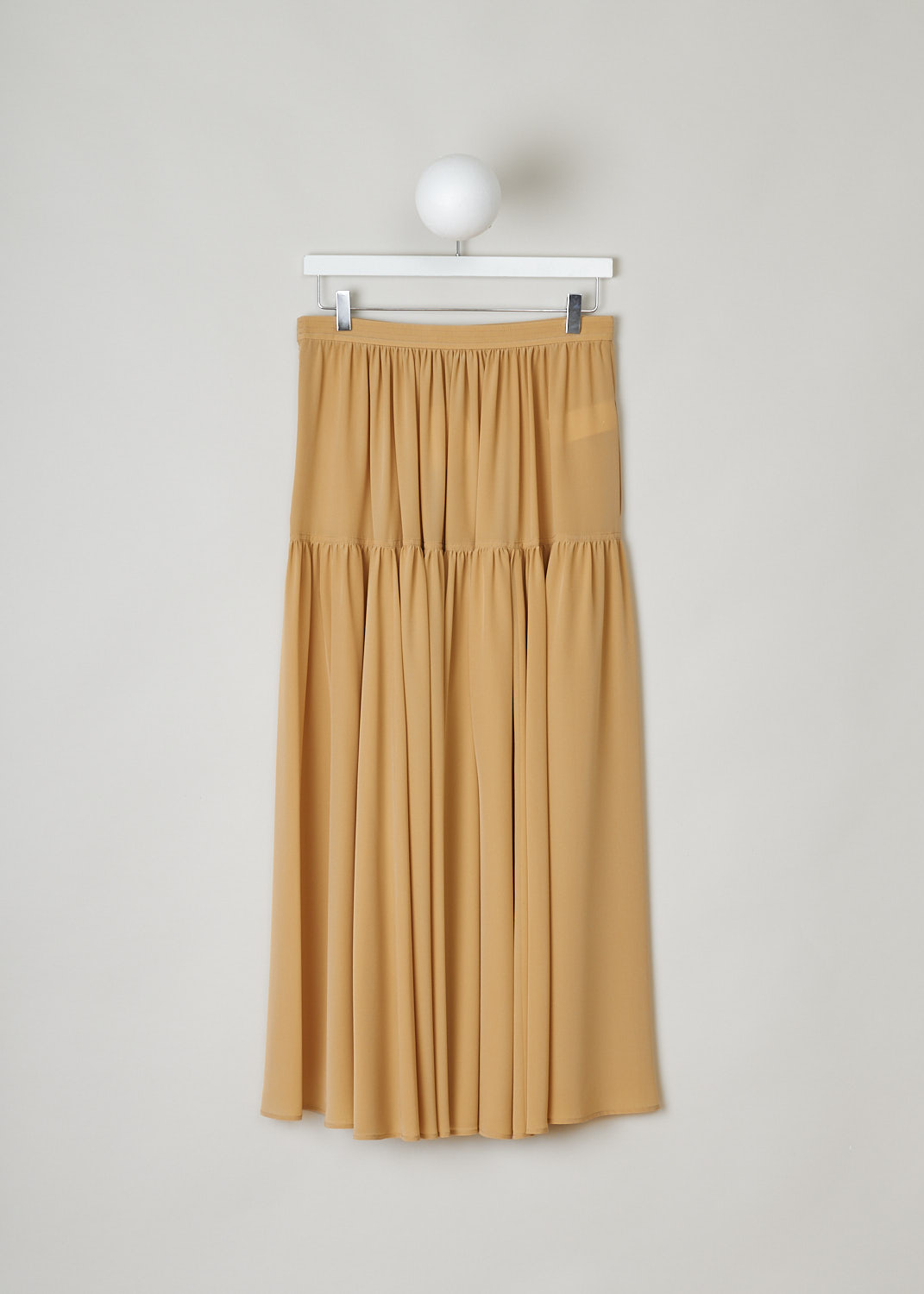 CHLOÃ‰, PEARL BEIGE TIERED MAXI SKIRT, CHC22UJU03004278, Beige, Back, This pearl beige tiered pleated maxi skirt has a narrow waistband. A concealed side zip functions as the closure option.
 
