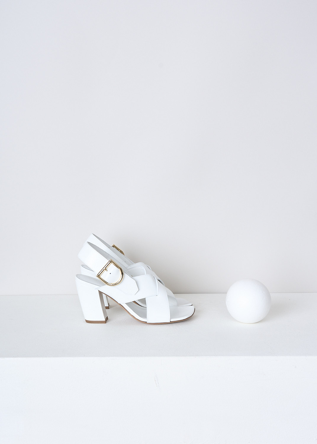 DRIES VAN NOTEN, WHITE HEELED OPEN-TOE SANDALS, WS231_668_QU104_WHITE001, White, Side, These white slingback pumps have an adjustable ankle strap with a gold-tone buckle. These pumps have a crisscross-strap across the vamp with a squared open toe. These pumps have a blocked heel.
