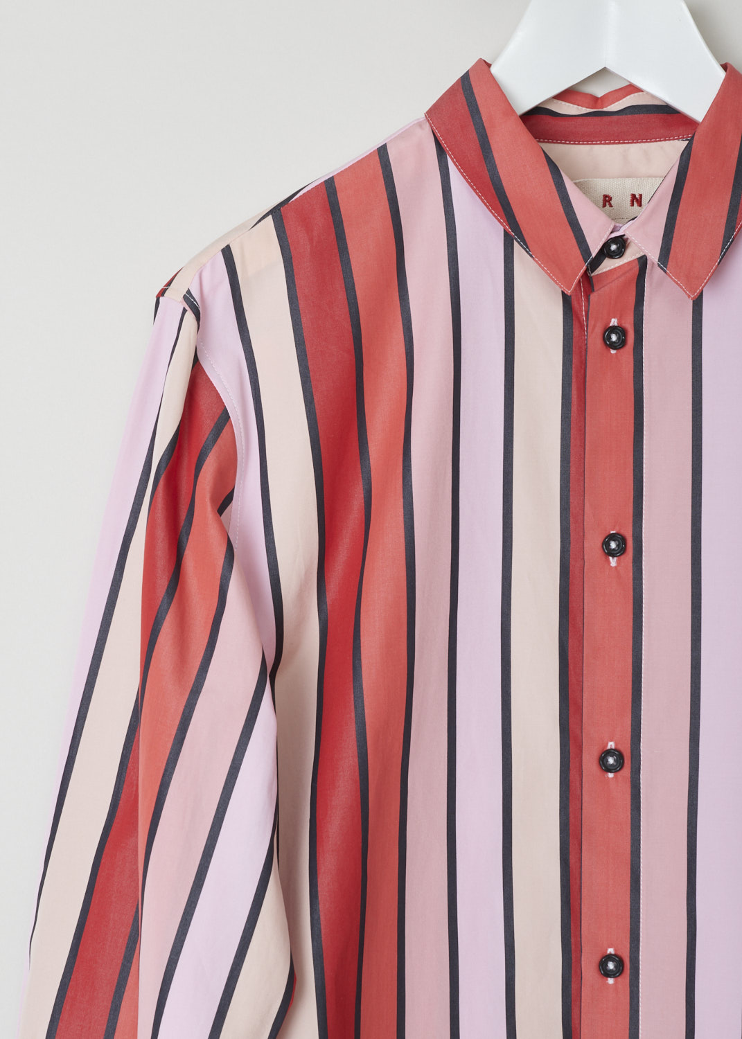 Marni, Multicolour striped blouse, CAMA0403A0_TCZ52_STR69, red pink beige black print, detail, Made in the classic blouse model featuring a pointed collar, long cuffed sleeves and a button fastening on the front. What makes this model stand out so much is the cheerful coloured print, where strokes of red, pink, beige and black alternate each other.
