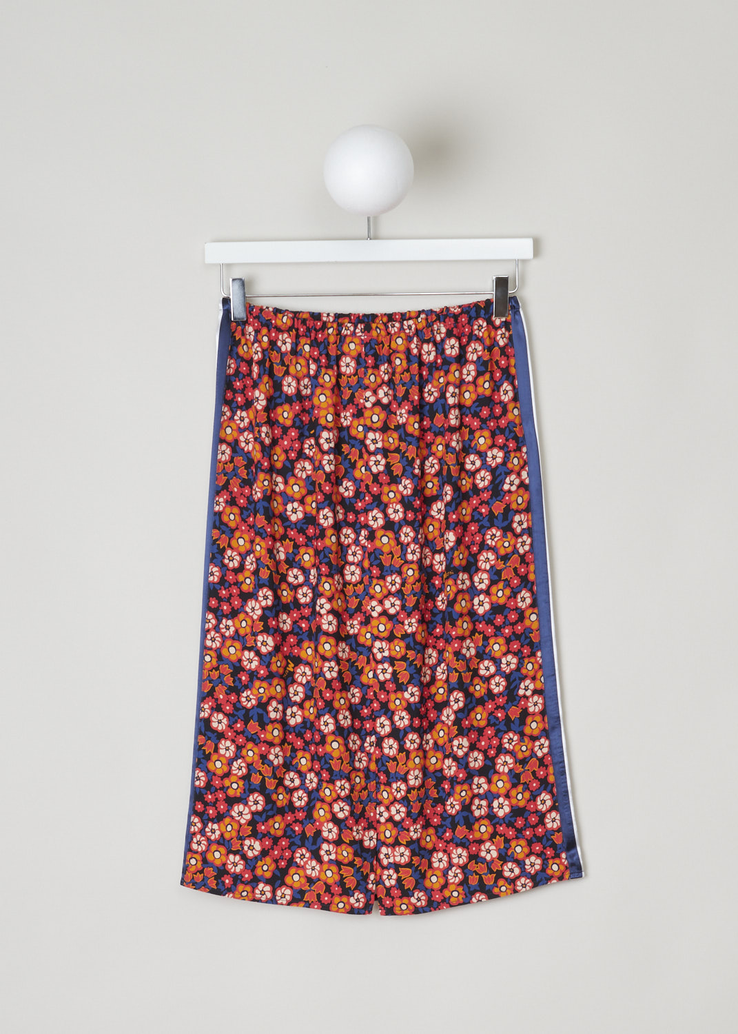 Marni, Red and blue floral pencil skirt, GOMA0348Q0_UTV823_PGN99, red blue white, back, Red pencil skirt embellished with a red and blue floral design, the side seam of this skirt comes adorned with blue and white stripes along the whole length. The closure method of this skirt comes win the form of an elastic waistband.