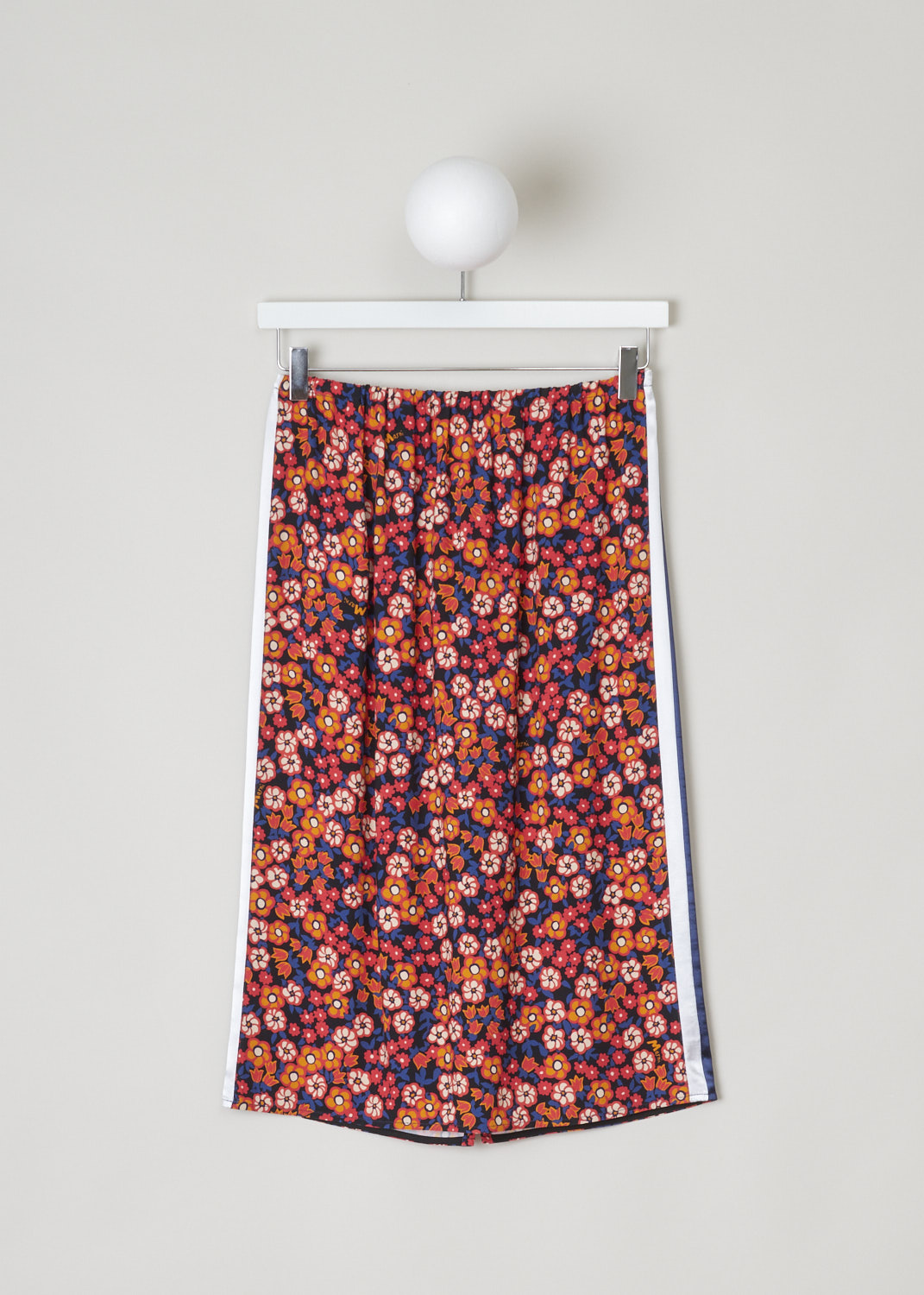 Marni, Red and blue floral pencil skirt, GOMA0348Q0_UTV823_PGN99, red blue white, front, Red pencil skirt embellished with a red and blue floral design, the side seam of this skirt comes adorned with blue and white stripes along the whole length. The closure method of this skirt comes win the form of an elastic waistband.