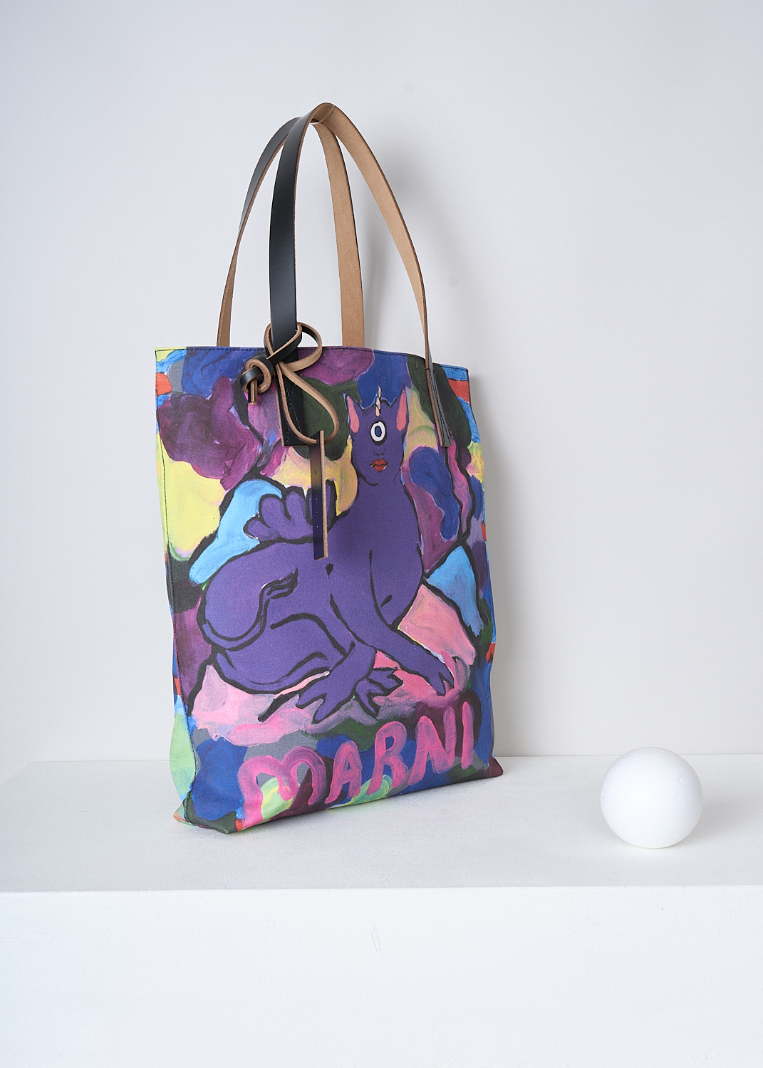 MARNI, MULTICOLOR SHOPPER BAG, SHMP0091U0_P5336_00C80, Purple, Blue, Print, Side, This open-top shopper bag has a painterly multicolored print. The bag has two leather shoulder straps. The bag has a single spacious compartment.  
