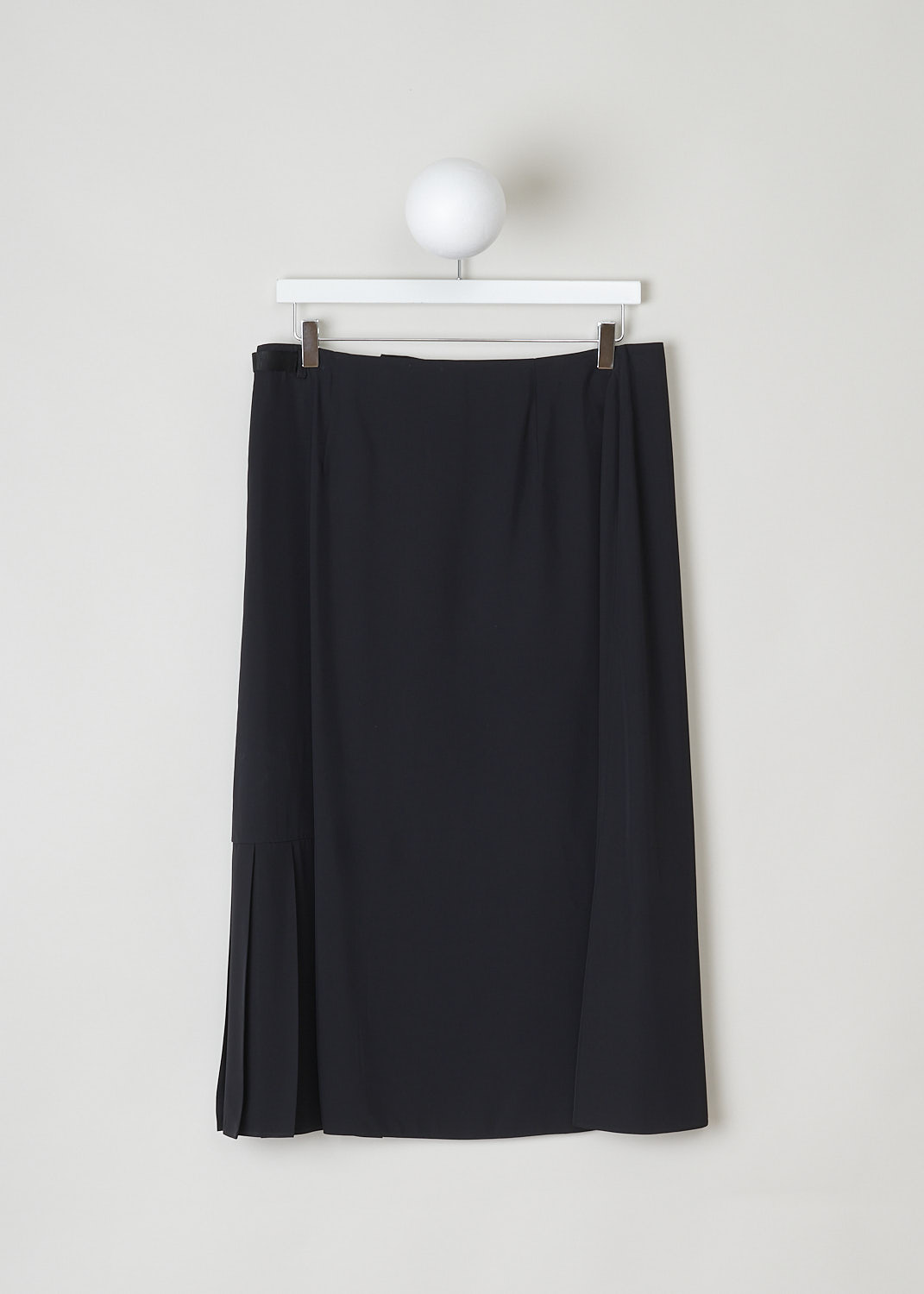 Prada, Black wrap skirt, twill_fluido_P197N_F0002_nero, black, back, A lovely black wrap skirt comes with a side-release buckle fastener which gives this model a sturdy and tough look. Furthermore knife pleats decorate the bottom half of this skirt. 