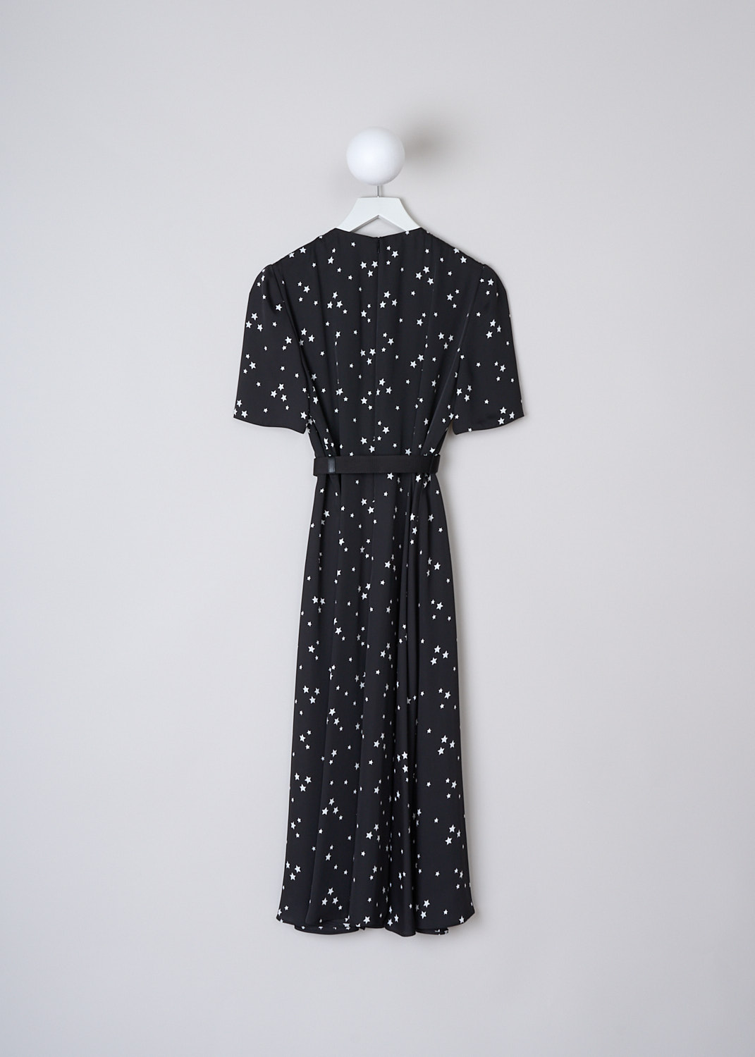 PRADA, BLACK MIDI DRESS WITH WHITE STAR PRINT, TWILL_FLUIDO_ST_P3D13H_1YH8_F057Z_NERO_AVORIO, Black, White, Print, Back, This black dress with a white all-over star print has a high round neckline and short sleeves. The dress has a knife-pleated bodice and is divided from the skirt through a black cavas belt with a rectangular silver-tone belt buckle with the brands logo on it. The dress has a flared pleated midi skirt. In the back, a concealed centre zip functions as the closure.   
