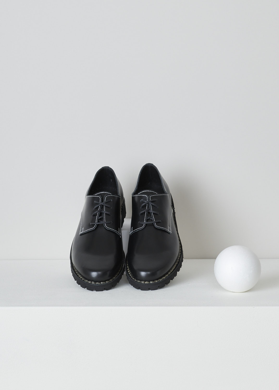 SOFIE Dâ€™HOORE, BLACK DERBY SHOES WITH WHITE STITCHING, FILOS_LJAZ_BLACK,  Black, Top, These black leather derby shoes have a round nose and a classic lace-up closing with black laces. Contrasting white stitching is used throughout. The shoes have sturdy Vibram soles. 
