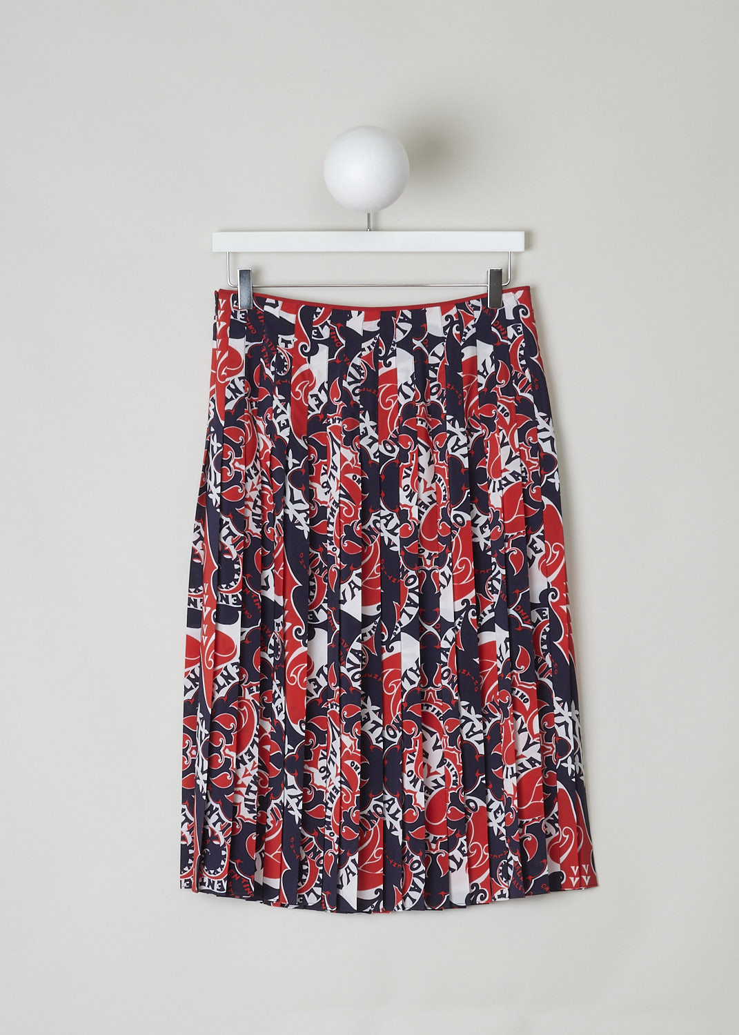 VALENTINO, BOLD PRINTED PLEATED SKIRT WITH GOLDEN V, 1B3RA8Y57AP_01N, Print, Blue, Red, Back, This bold printed midi skirt has the brand's signature gold-toned V-logo on the waistline. The skirt is fully pleated. The closure option on this skirt is a concealed zipper in the side seam.
