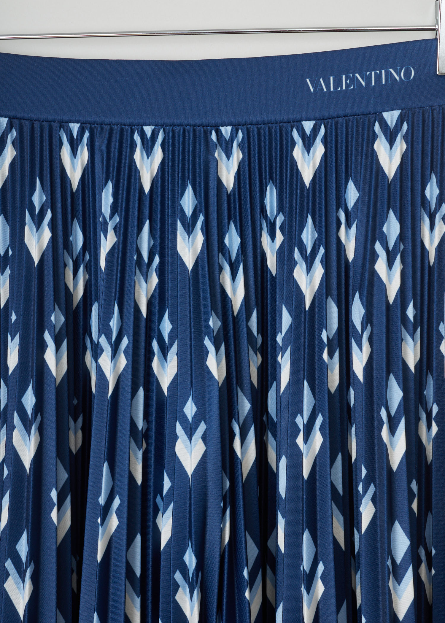 Valentino, Blue pleated diamond print skirt, UB3MD02C5NA_57Q, blue, detail, Blue pleated diamond pattern skirt featuring grosgrain waistband. 