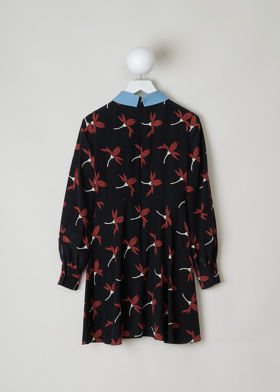 VALENTINO, BLACK PRINTED DRESS WITH BLUE FLORAL COLLAR, XB3VAXZ96UN_K92, Print, Back, This black long sleeve dress has a red and white flower print. Noteworthy is the contrasting blue floral collar. In the back, a concealed centre zipper can be found. 

