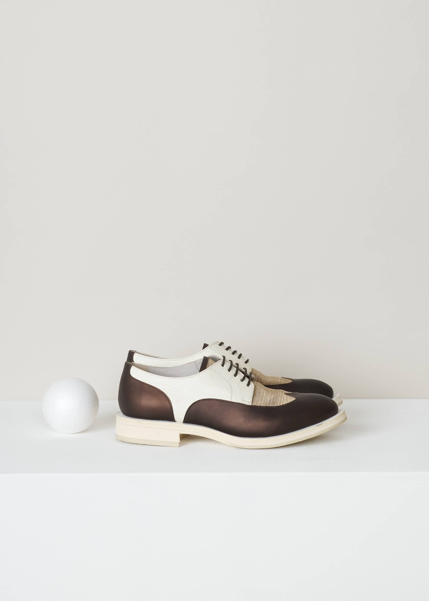 Brunello Cucinelli Leather lace-up shoes MZDRDG402_CC958 brown side. White and metallic brown leather derby shoe, with ultra-lightweight rubber sole and gold decorative beading.